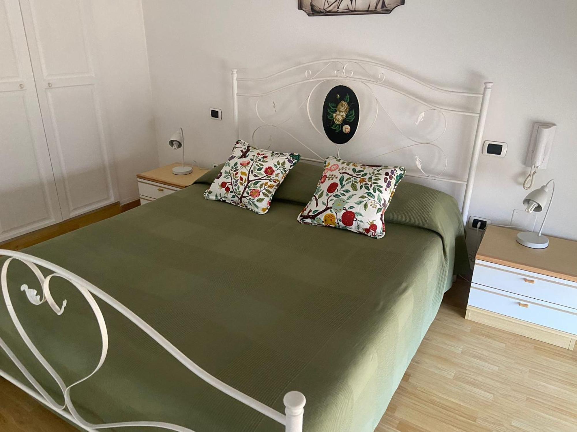Pm 13A Via Tenente Devenuto Guest House Giovinazzo Dış mekan fotoğraf